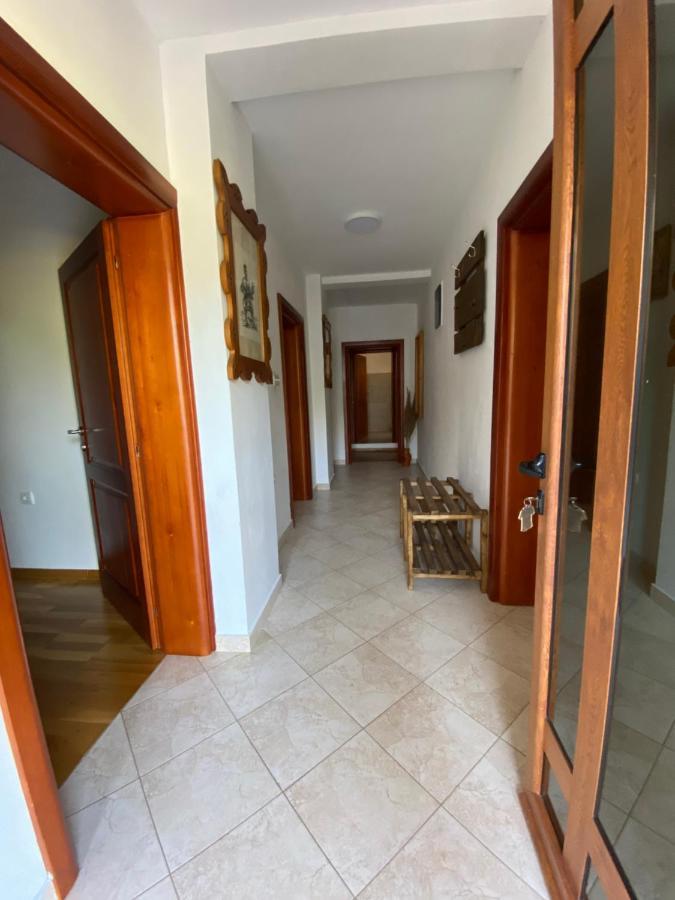 Guest House Radoman Virpazar Eksteriør billede