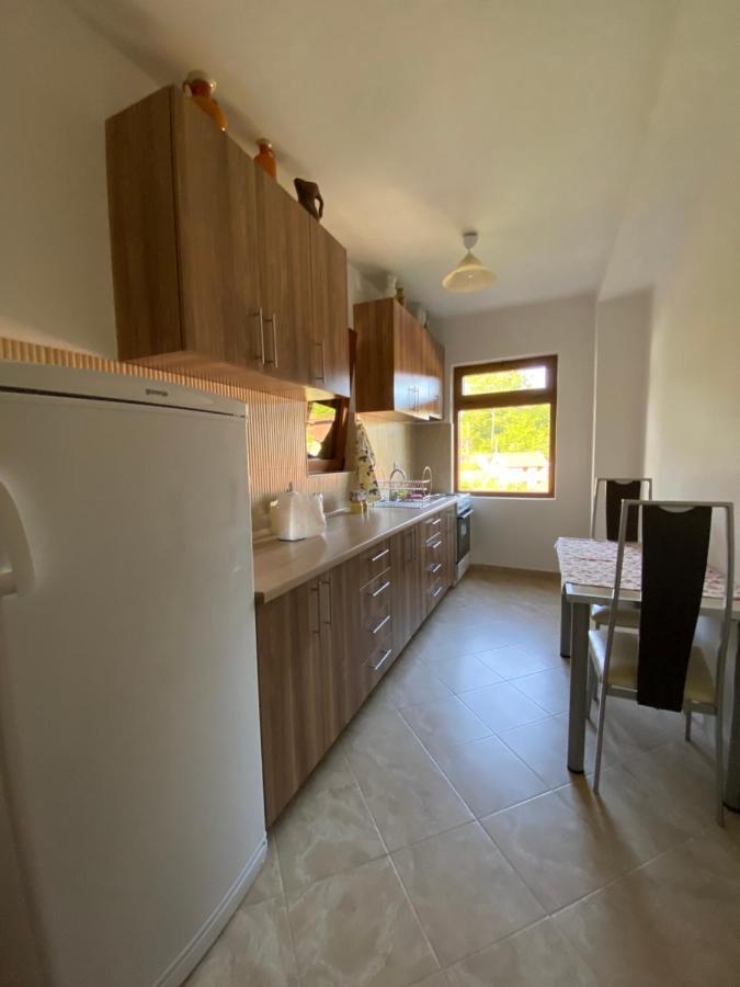 Guest House Radoman Virpazar Eksteriør billede